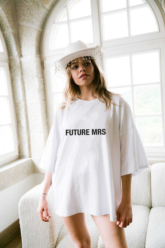 FUTURE MRS oversize boyfriend t-shirt